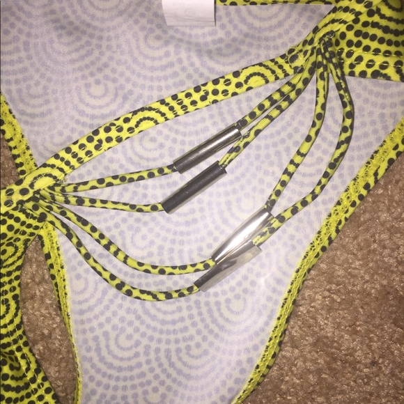NWOT CHEEKY BIKINI 👙 - Picture 8 of 8